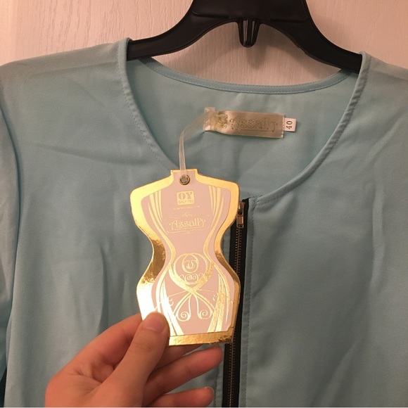 Thin Chiffon Bomber Style Jacket - Picture 3 of 8